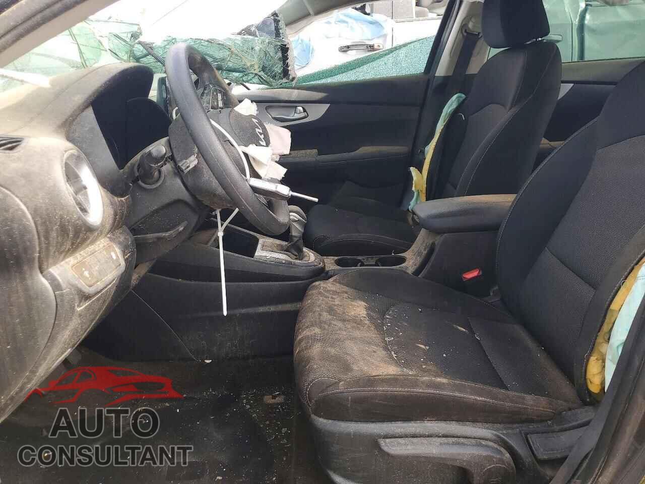 KIA FORTE 2024 - 3KPF24AD5RE836596