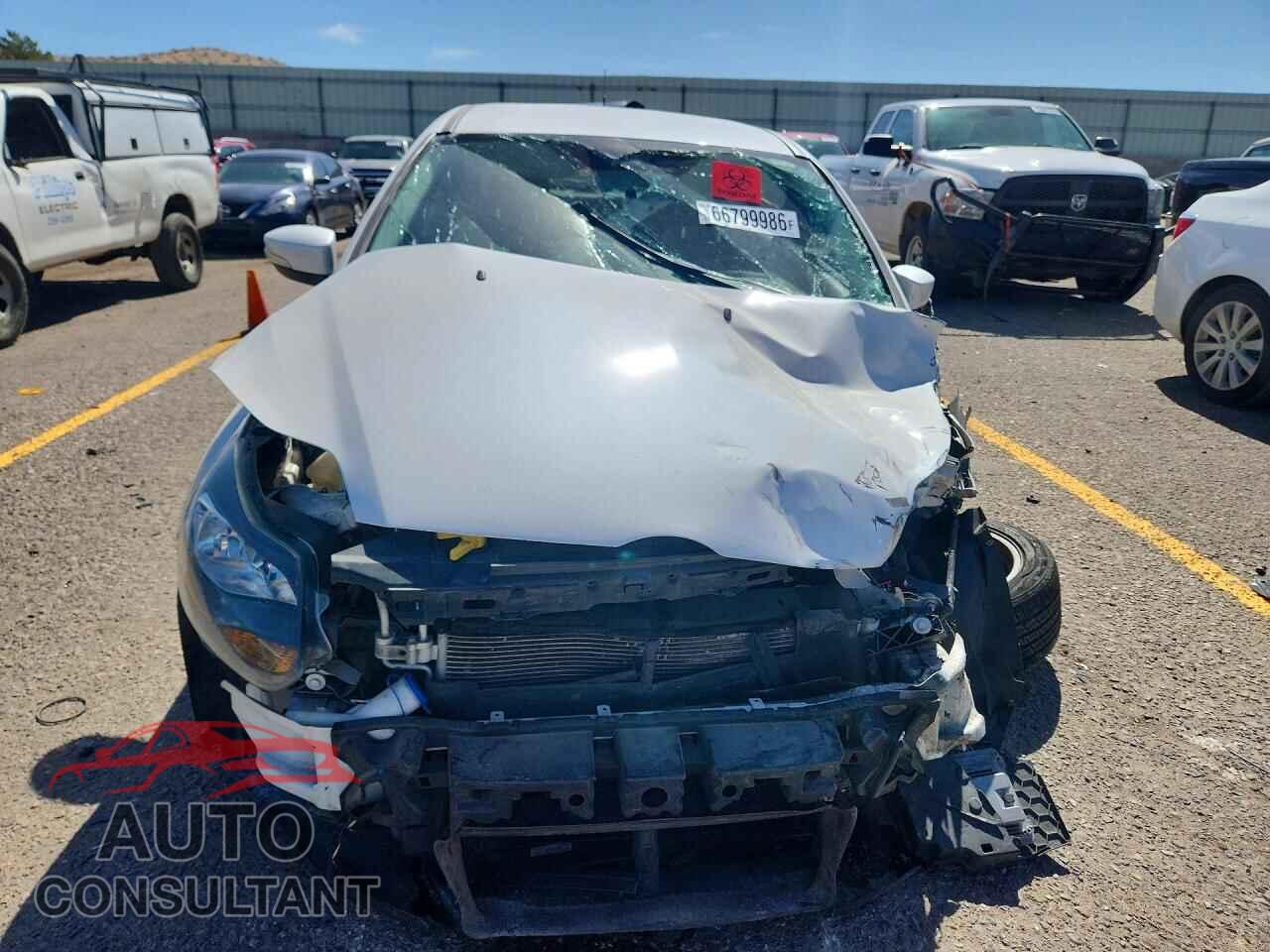 FORD FOCUS 2013 - 1FADP3N24DL184068