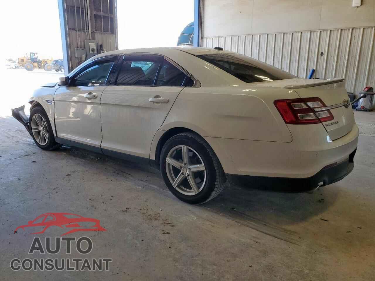 FORD TAURUS 2016 - 1FAHP2E81GG100351