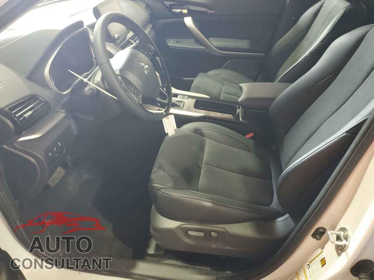 MITSUBISHI ECLIPSE 2024 - JA4ATWAA5RZ001444