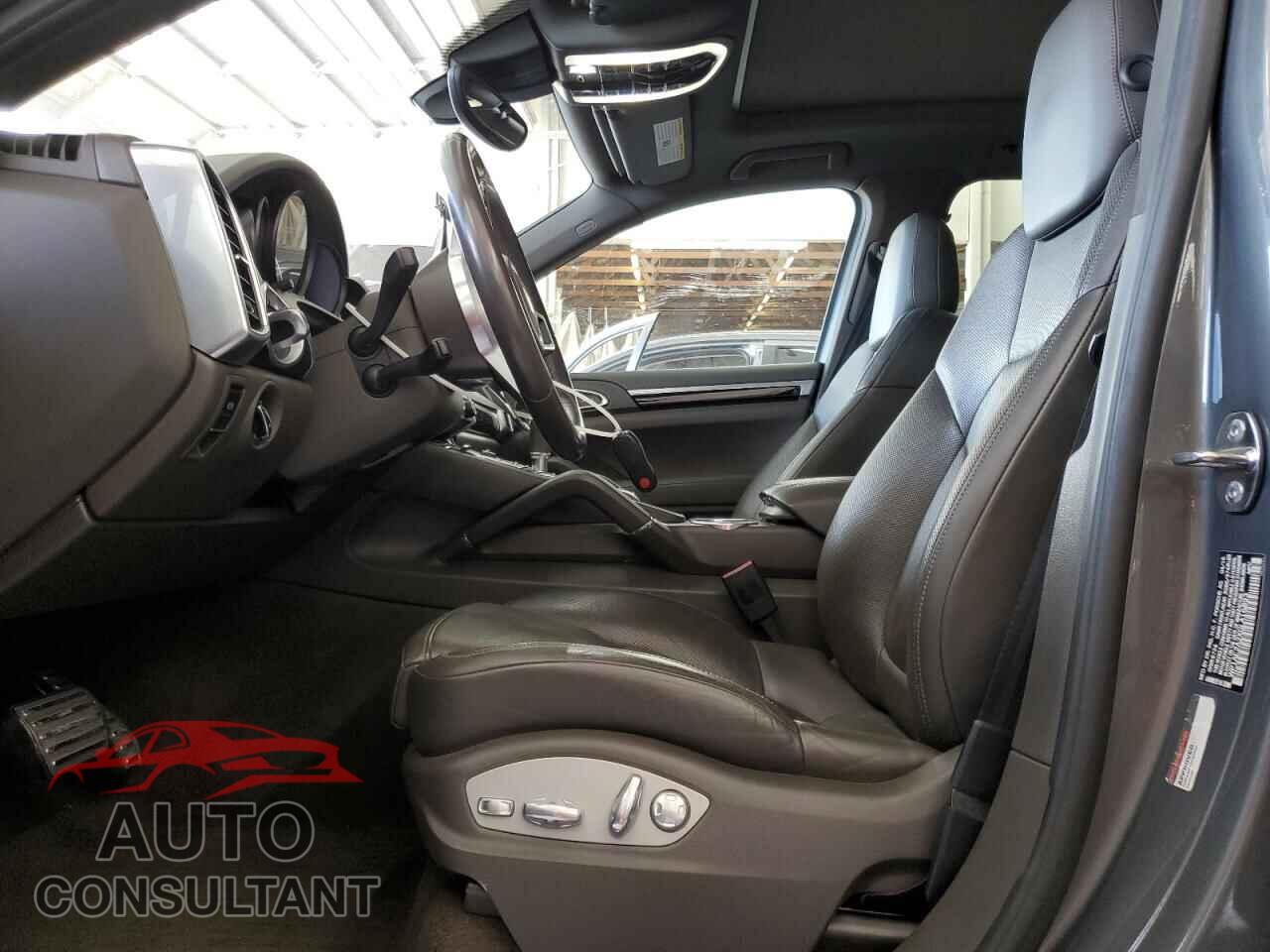 PORSCHE CAYENNE 2016 - WP1AE2A2XGLA16893