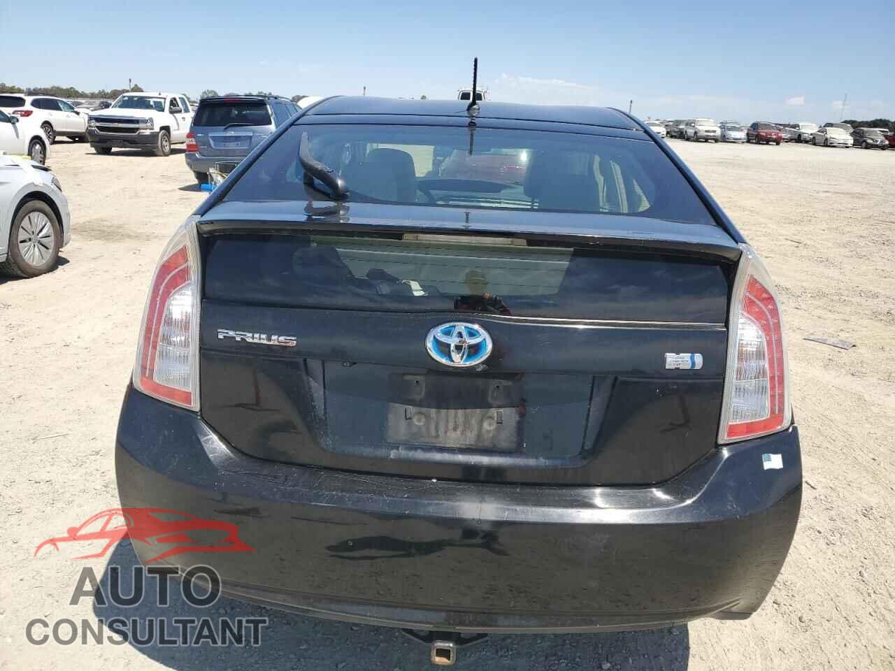 TOYOTA PRIUS 2015 - JTDKN3DU2F1892554