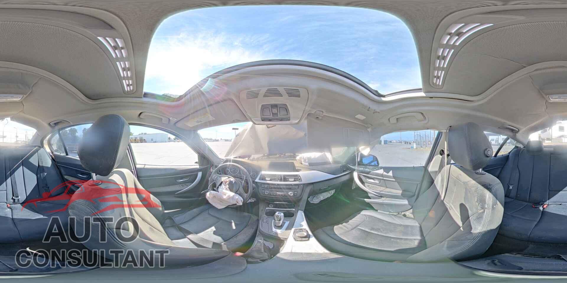 BMW 3 SERIES 2013 - WBA3C3C50DF979418