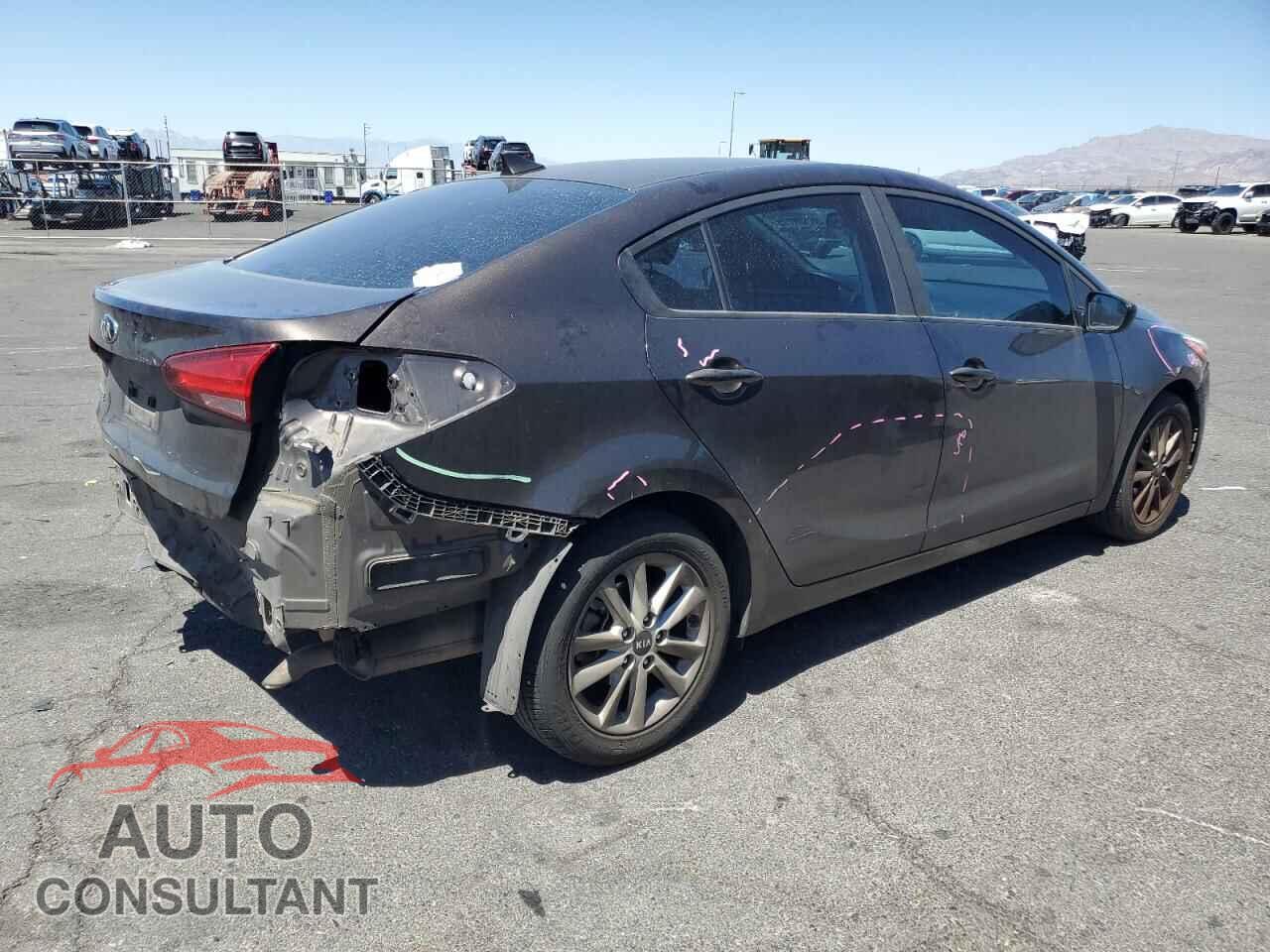 KIA FORTE 2017 - 3KPFL4A77HE014565