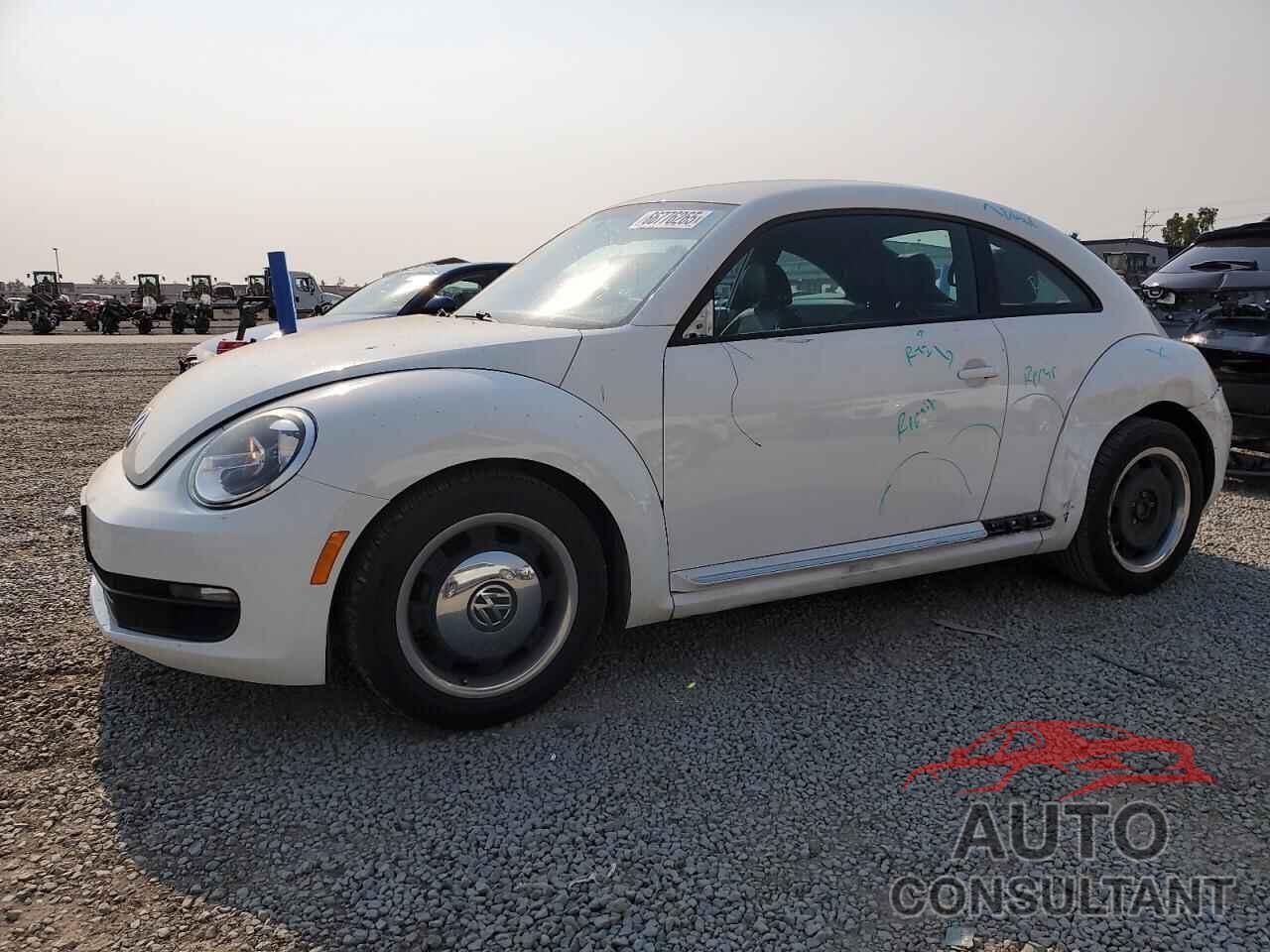 VOLKSWAGEN BEETLE 2012 - 3VWJP7AT8CM619963