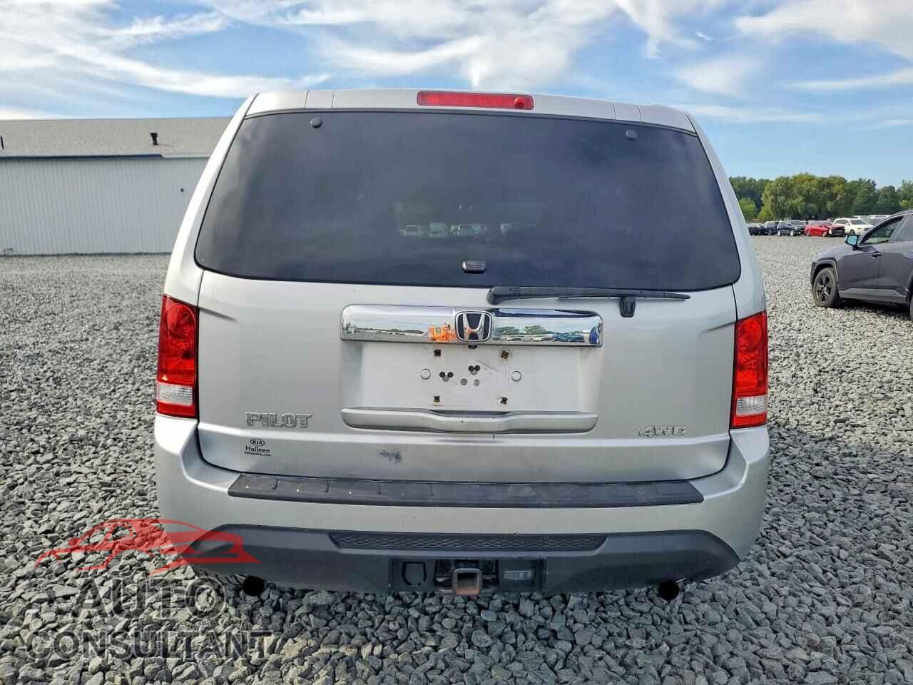 HONDA PILOT 2014 - 5FNYF4H24EB047376
