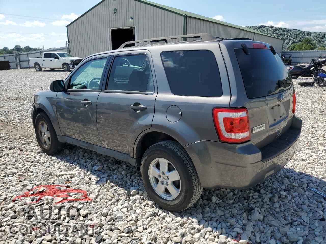 FORD ESCAPE 2010 - 1FMCU0C79AKB18754