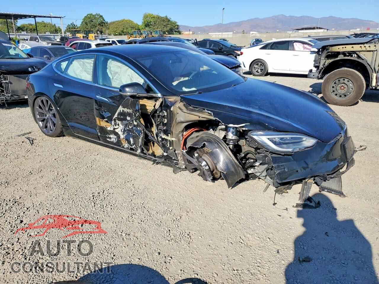 TESLA MODEL S 2021 - 5YJSA1E28MF427228