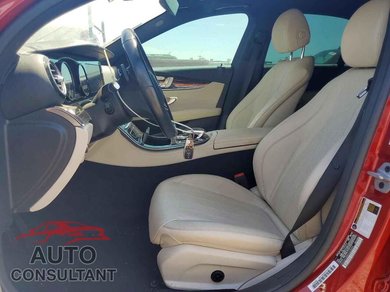 MERCEDES-BENZ E-CLASS 2019 - WDDZF4JB8KA548599