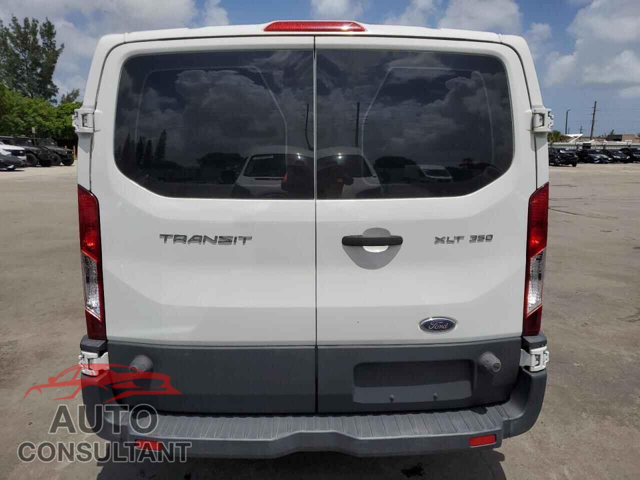 FORD TRANSIT 2015 - 1FBZX2ZM1FKA79510