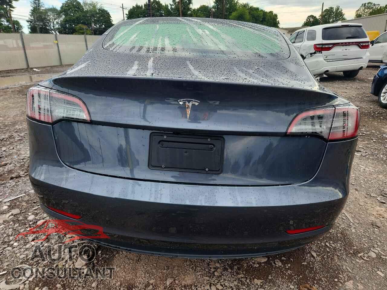 TESLA MODEL 3 2023 - 5YJ3E1EA0PF645359
