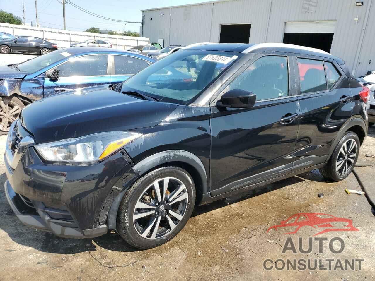 NISSAN KICKS 2019 - 3N1CP5CU3KL524529