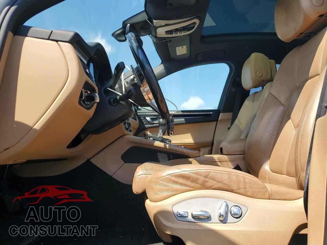 PORSCHE MACAN 2019 - WP1AB2A57KLB32550
