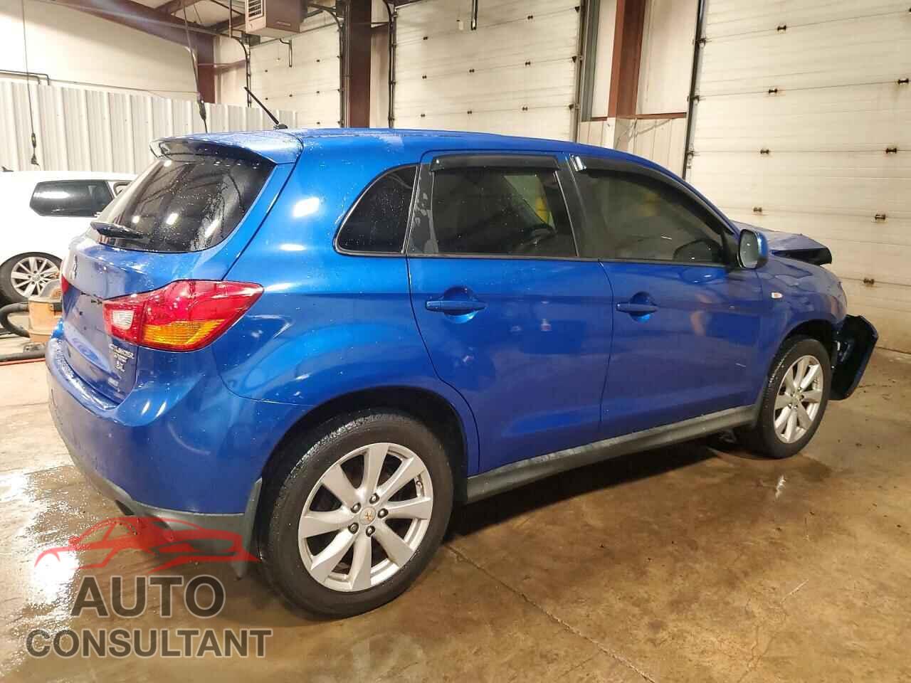 MITSUBISHI OUTLANDER 2015 - 4A4AP3AW3FE044132