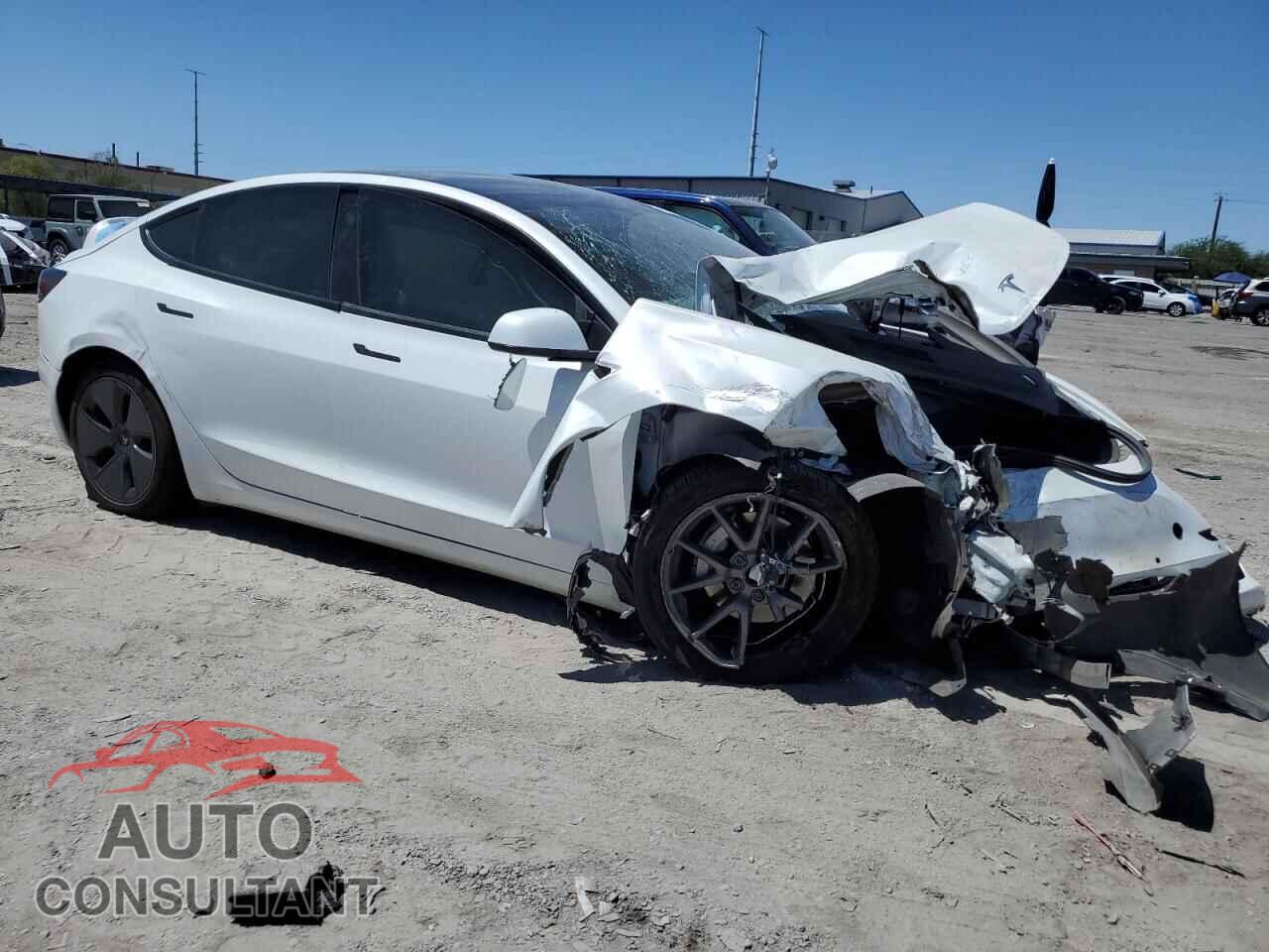 TESLA MODEL 3 2021 - 5YJ3E1EB2MF984323