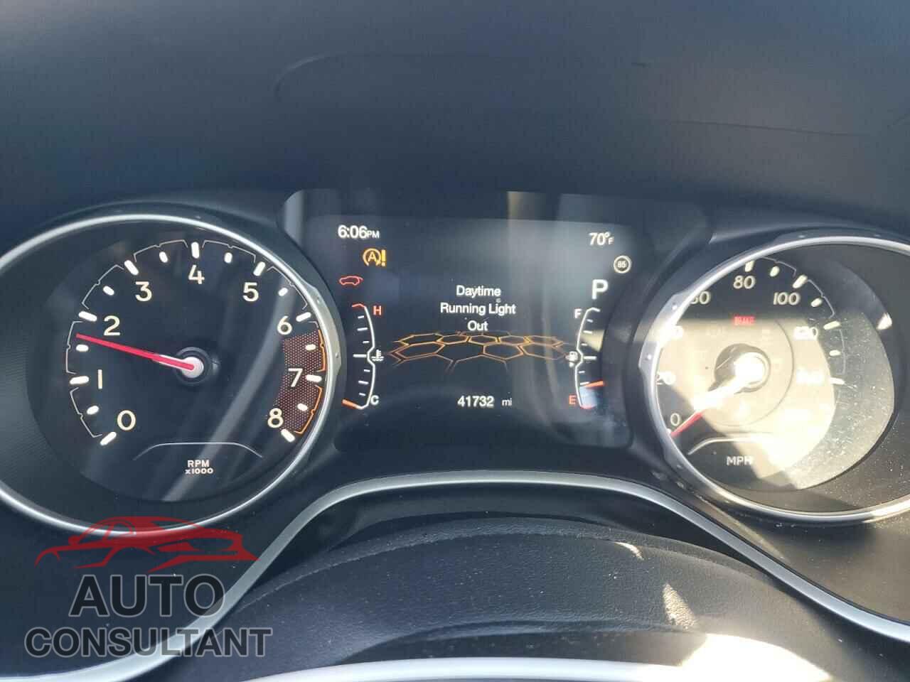 JEEP COMPASS 2020 - 3C4NJDCB2LT234221