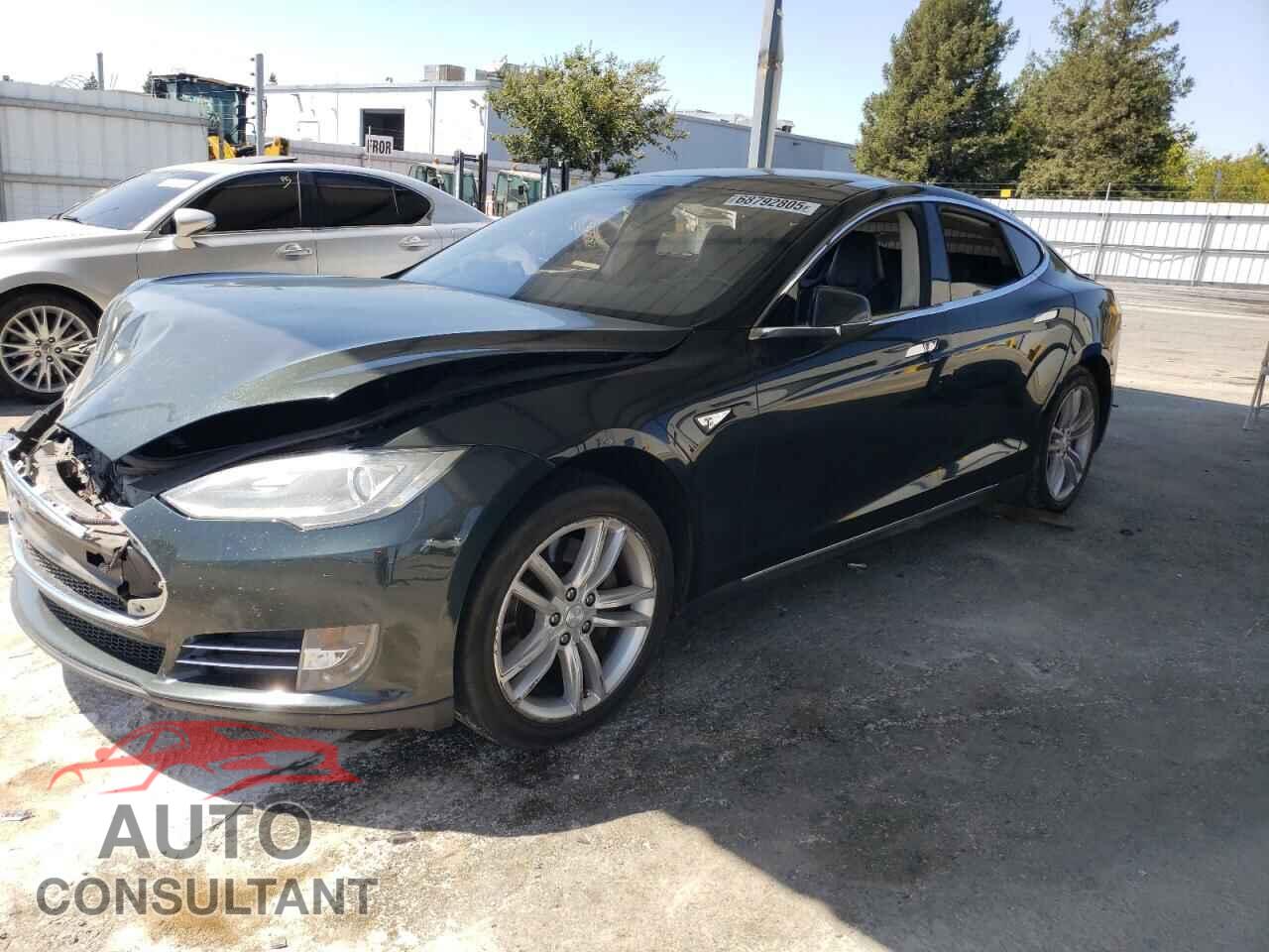 TESLA MODEL S 2013 - 5YJSA1CN1DFP05917