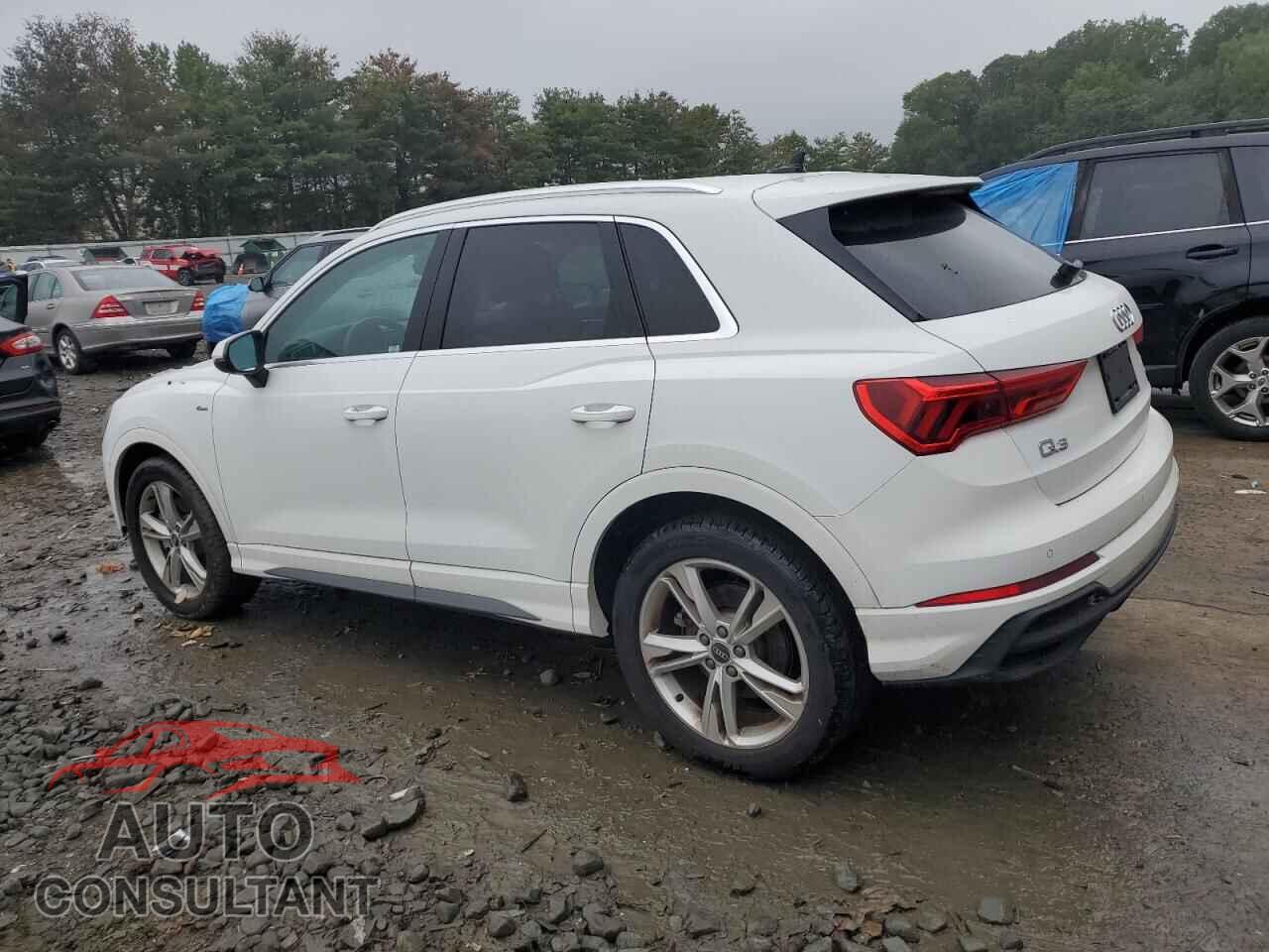 AUDI Q3 2023 - WA1DECF3XP1124233