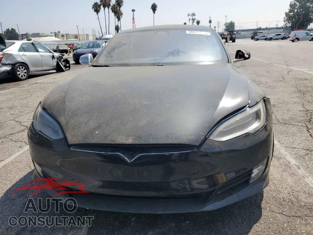 TESLA MODEL S 2018 - 5YJSA1E2XJF262245