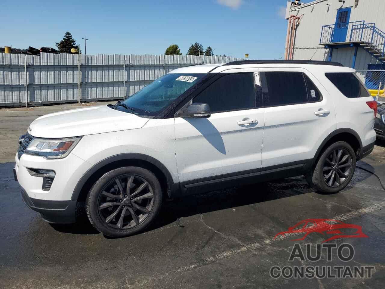 FORD EXPLORER 2018 - 1FM5K7D8XJGC28827