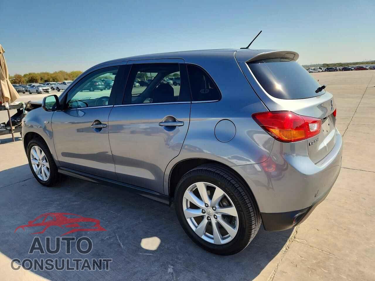 MITSUBISHI OUTLANDER 2015 - 4A4AP4AUXFE034279