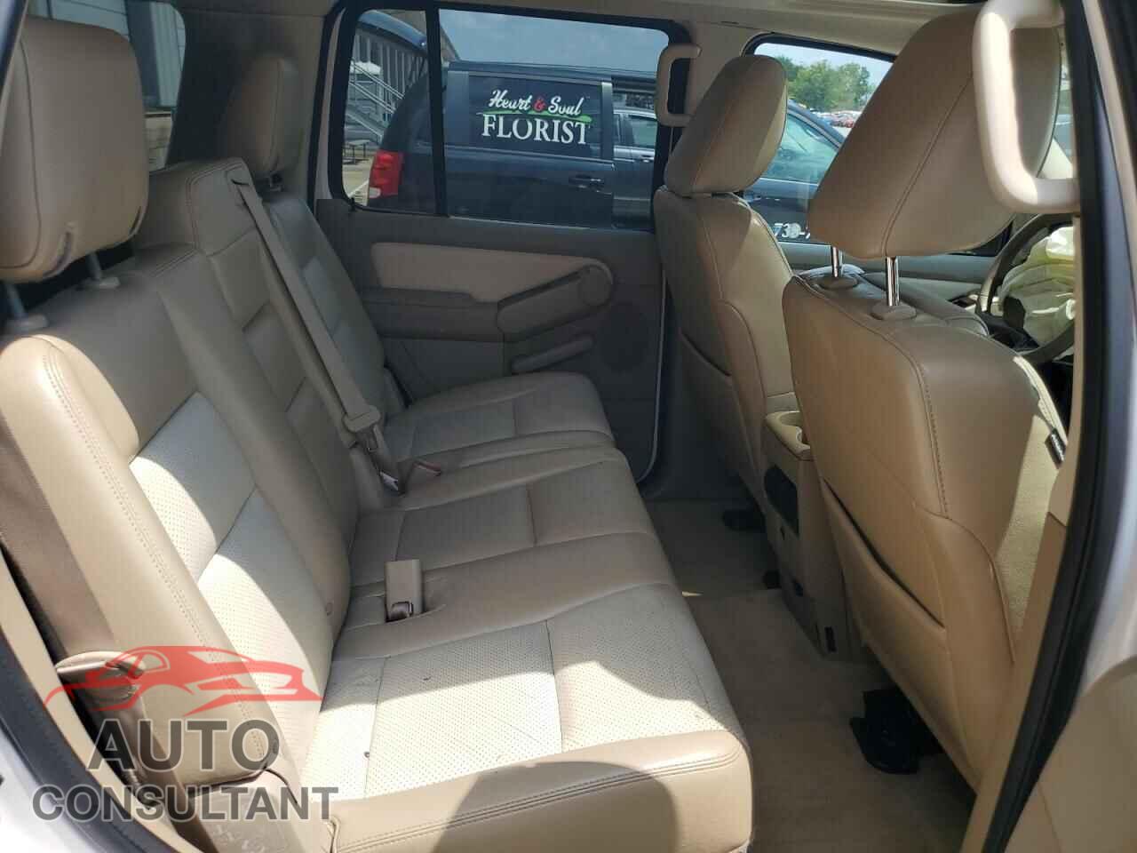 FORD EXPLORER 2010 - 1FMEU7FE2AUA03672