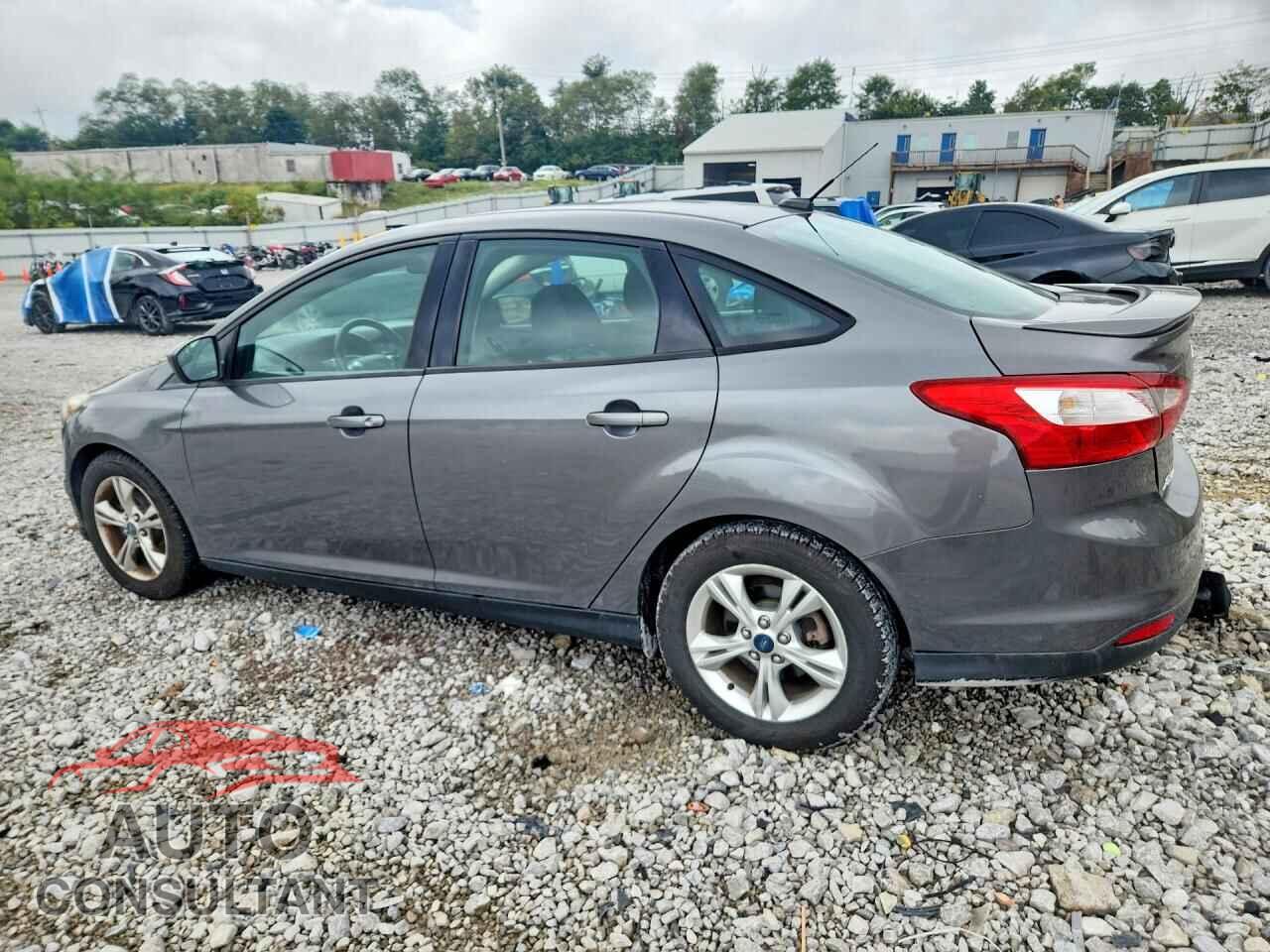 FORD FOCUS 2012 - 1FAHP3F22CL447656