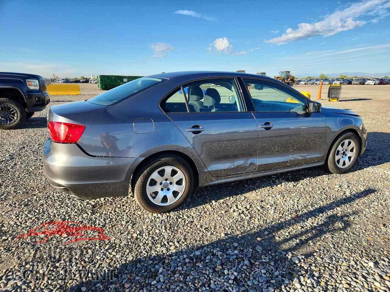 VOLKSWAGEN JETTA 2011 - 3VW1K7AJ3BM392998