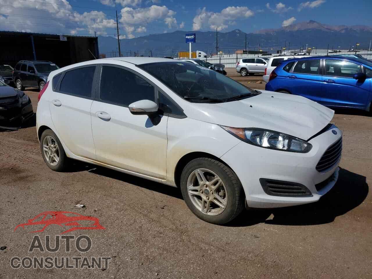 FORD FIESTA 2017 - 3FADP4EJ1HM124864