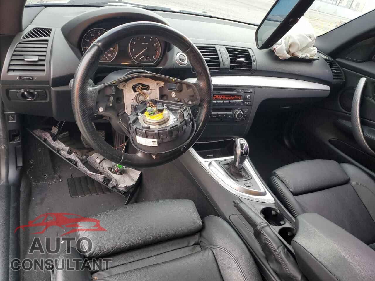 BMW 1 SERIES 2011 - WBAUC9C58BVM11220