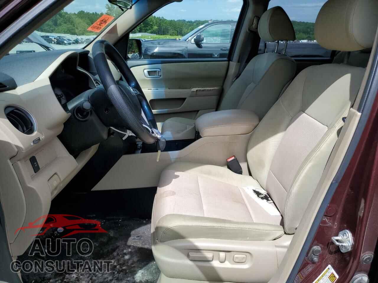 HONDA PILOT 2011 - 5FNYF4H40BB075009