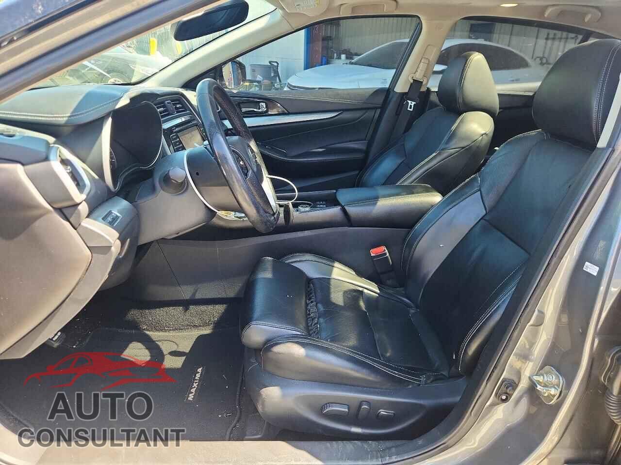 NISSAN MAXIMA 2017 - 1N4AA6AP7HC373620