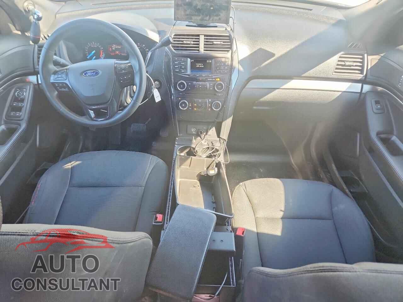 FORD EXPLORER 2017 - 1FM5K8AR1HGE15497