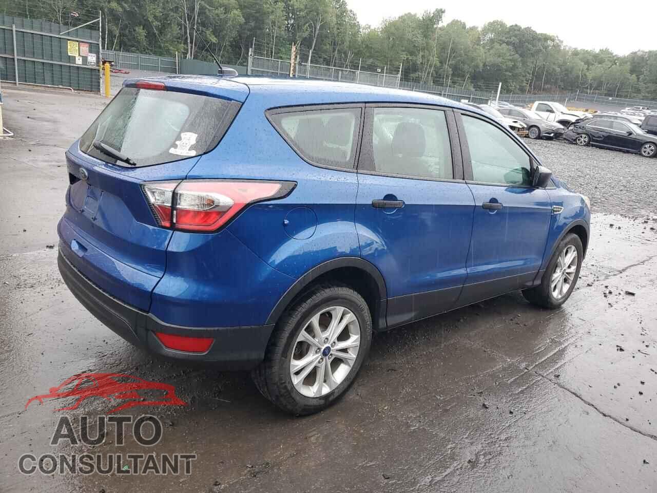 FORD ESCAPE 2017 - 1FMCU0F79HUF00972