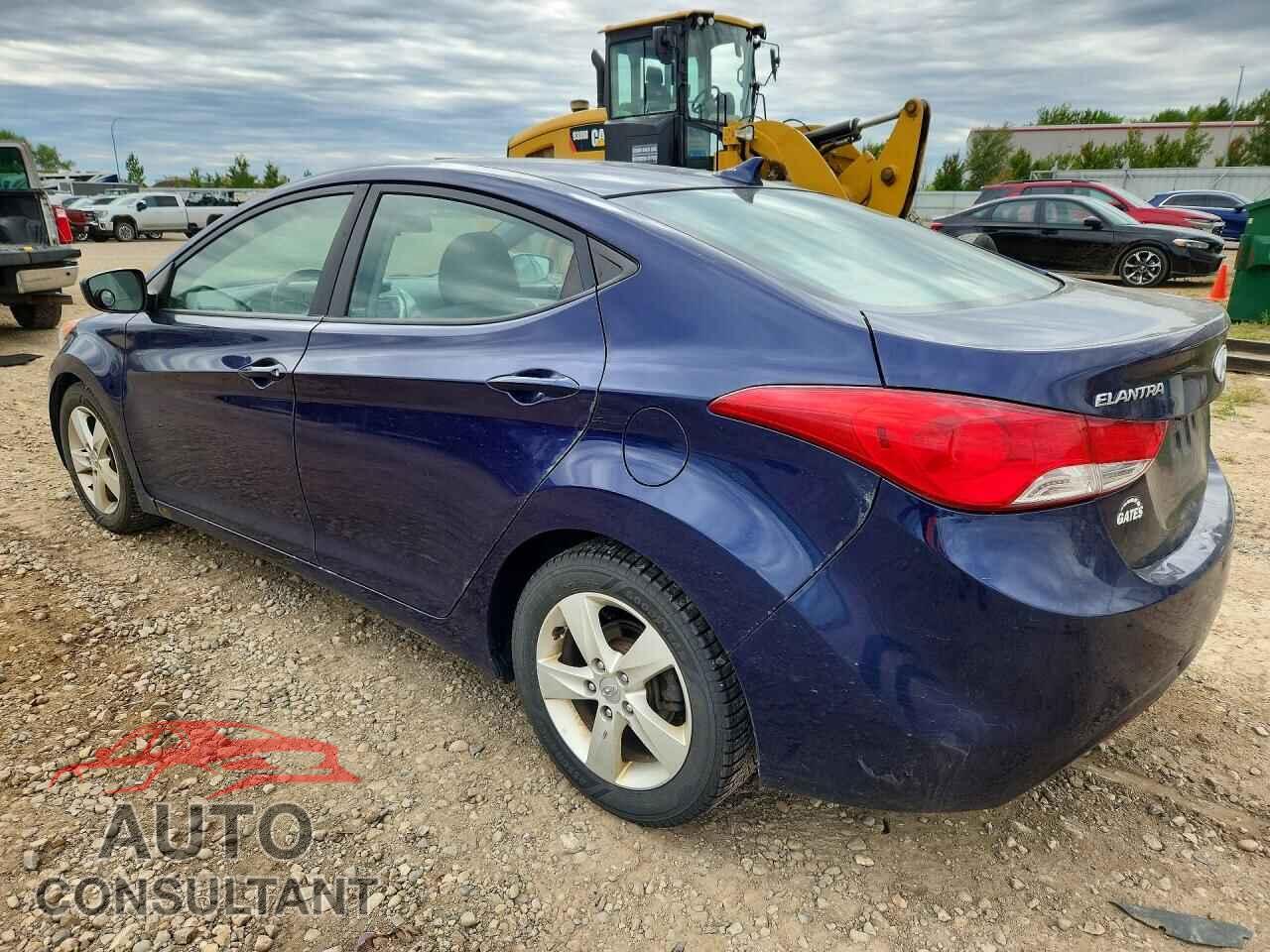 HYUNDAI ELANTRA 2012 - 5NPDH4AE8CH102603