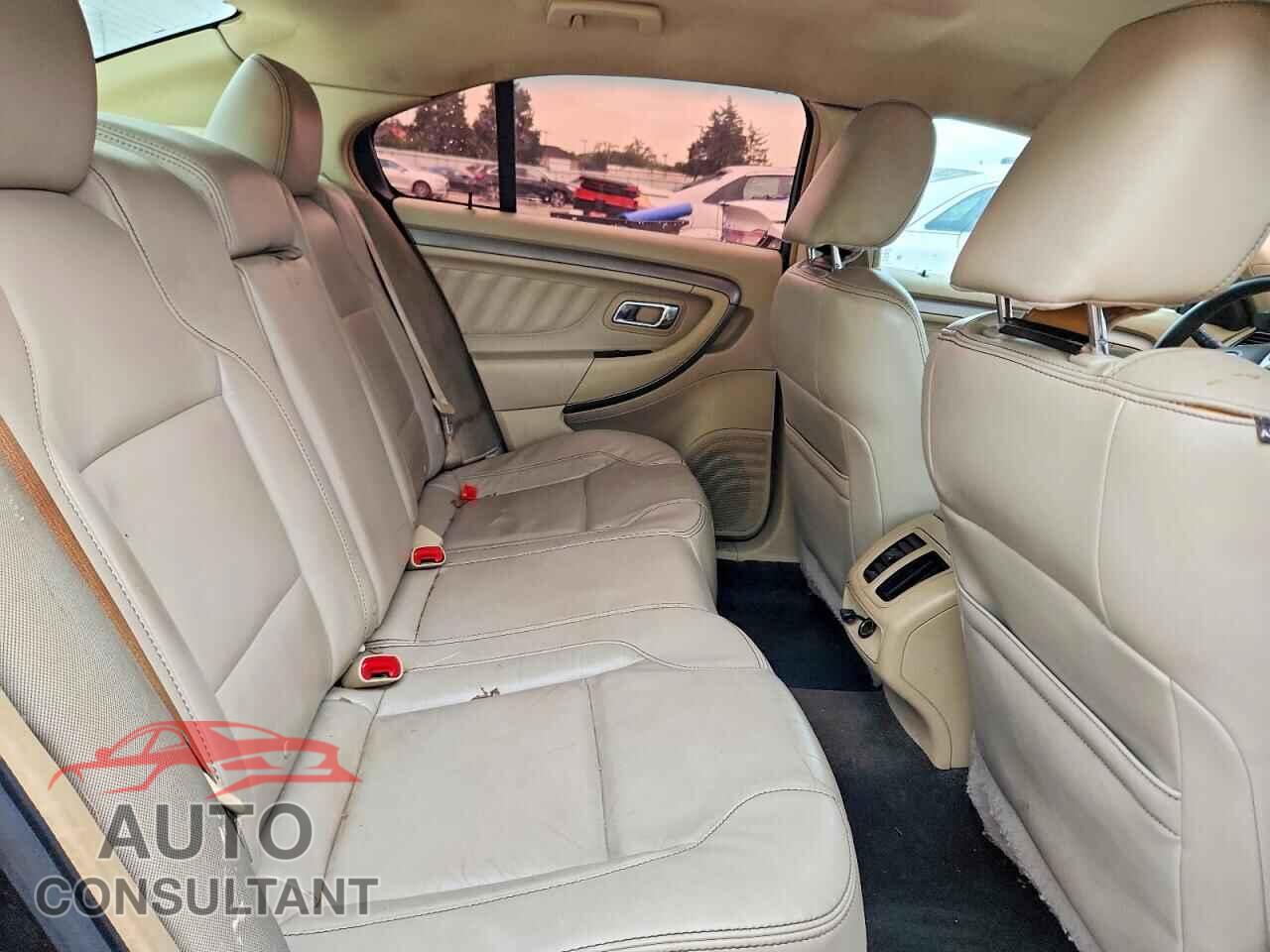 FORD TAURUS 2013 - 1FAHP2D83DG162346