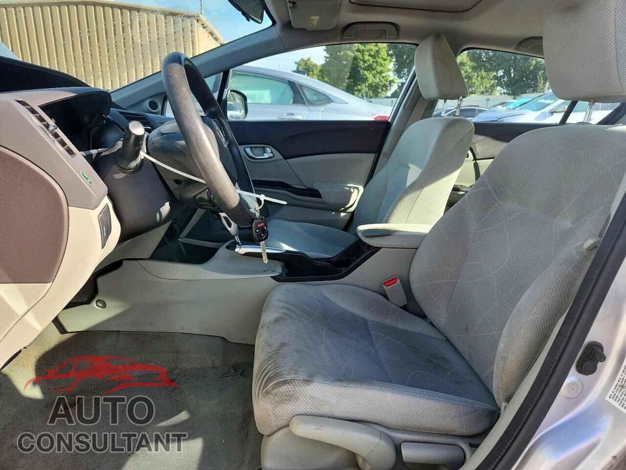 HONDA CIVIC 2012 - 19XFB2F80CE045092