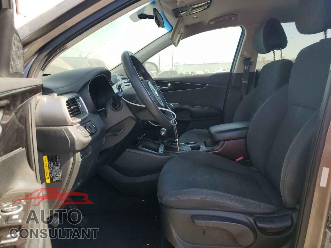 KIA SORENTO 2017 - 5XYPG4A53HG220153
