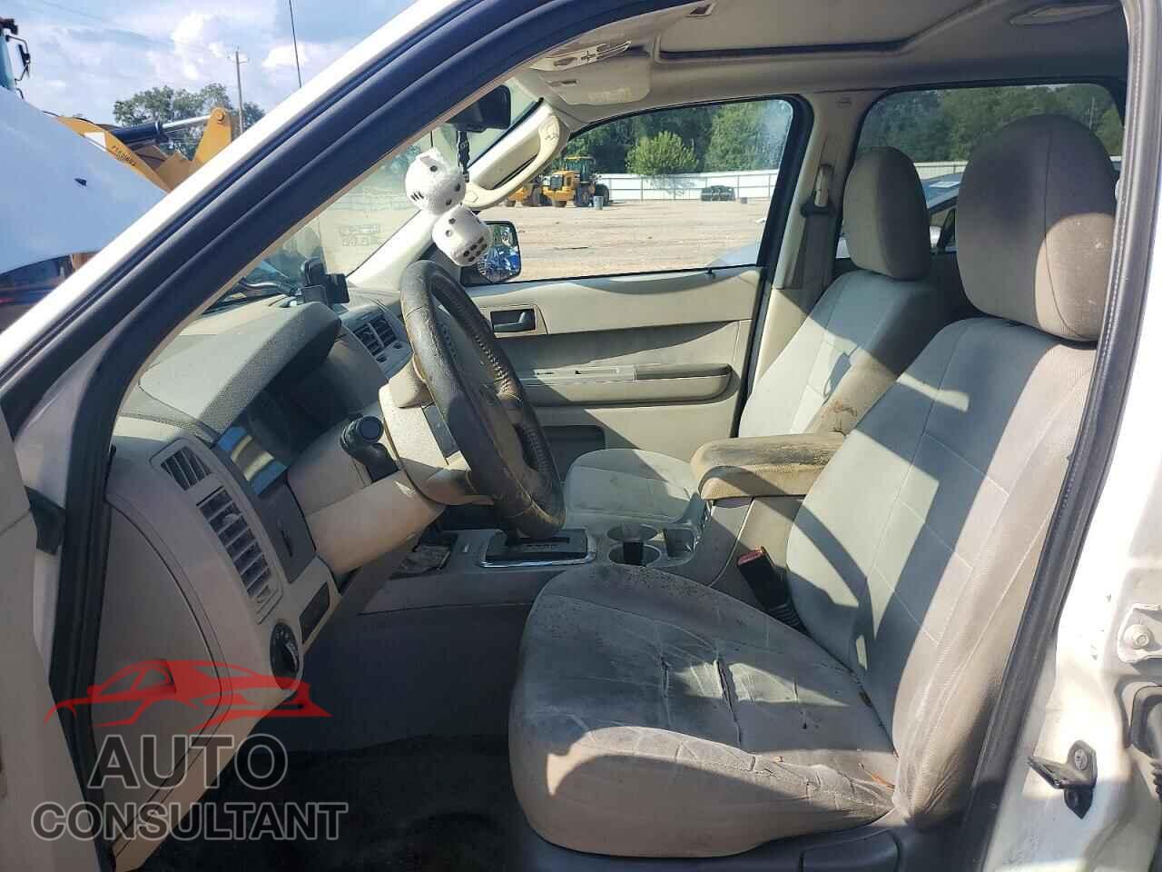 FORD ESCAPE 2011 - 1FMCU0D76BKA04016