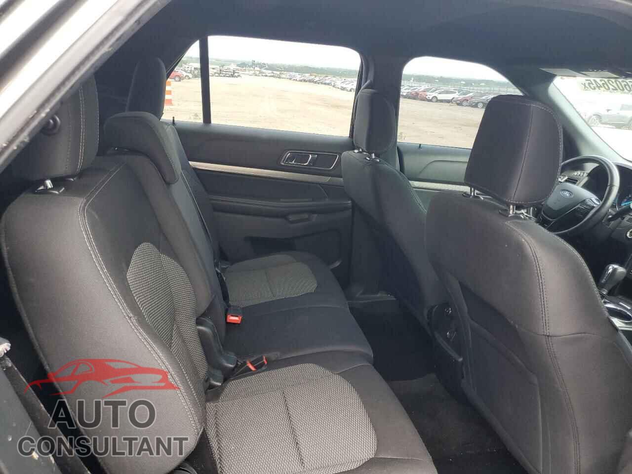 FORD EXPLORER 2018 - 1FM5K8D87JGB30859