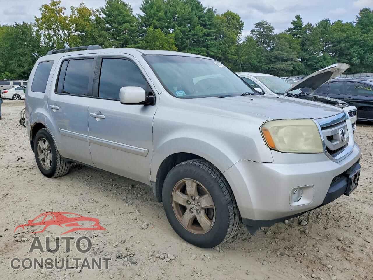 HONDA PILOT 2011 - 5FNYF4H69BB026215