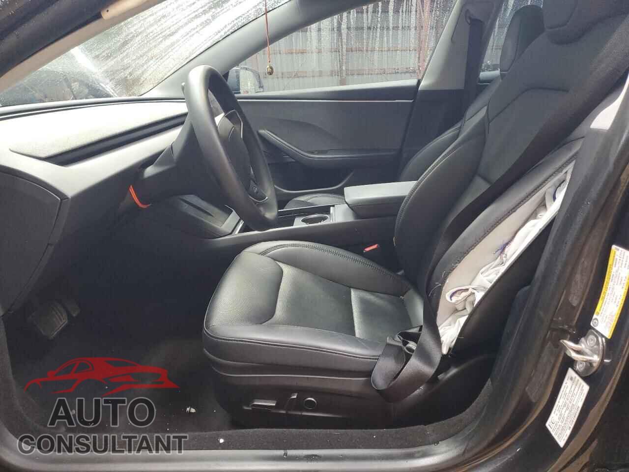 TESLA MODEL 3 2024 - 5YJ3E1EA8RF833890