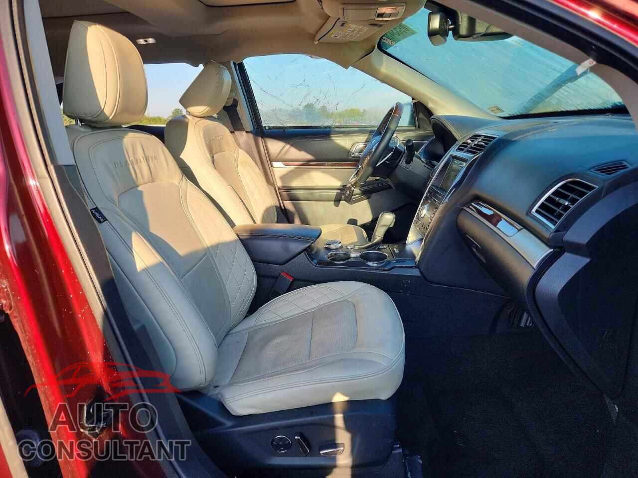 FORD EXPLORER 2018 - 1FM5K8HT3JGB29948