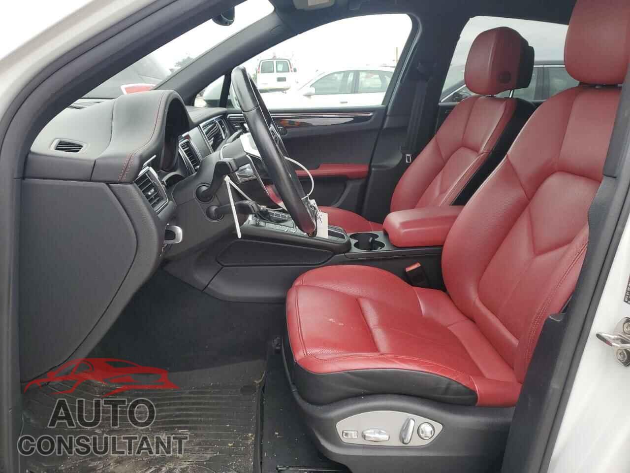 PORSCHE MACAN 2018 - WP1AA2A55JLB21970