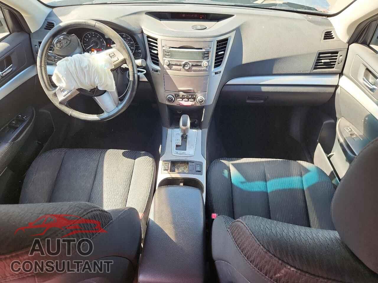 SUBARU OUTBACK 2011 - 4S4BRBCC5B3345019