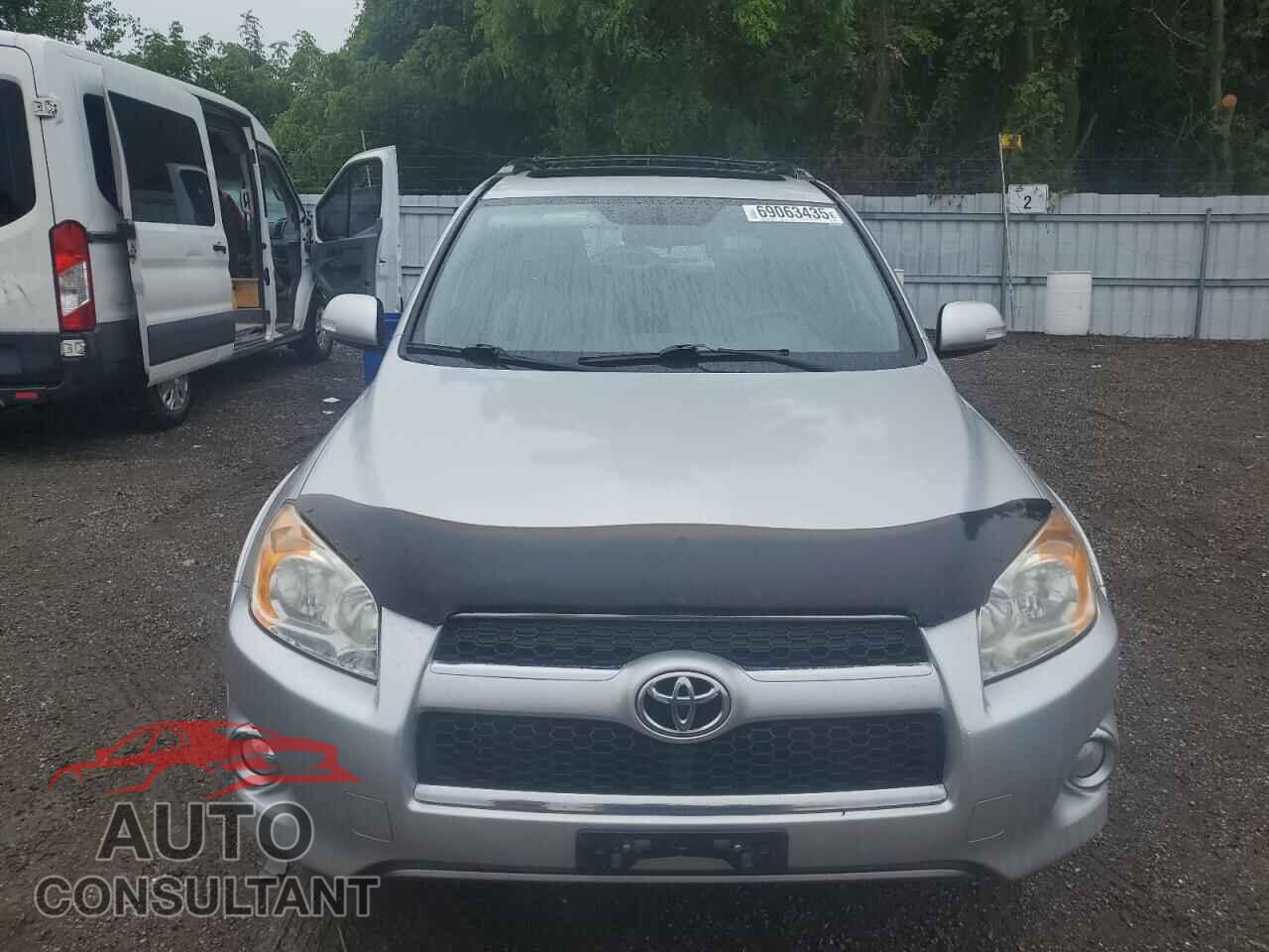 TOYOTA RAV4 2011 - 2T3DF4DV5BW082500