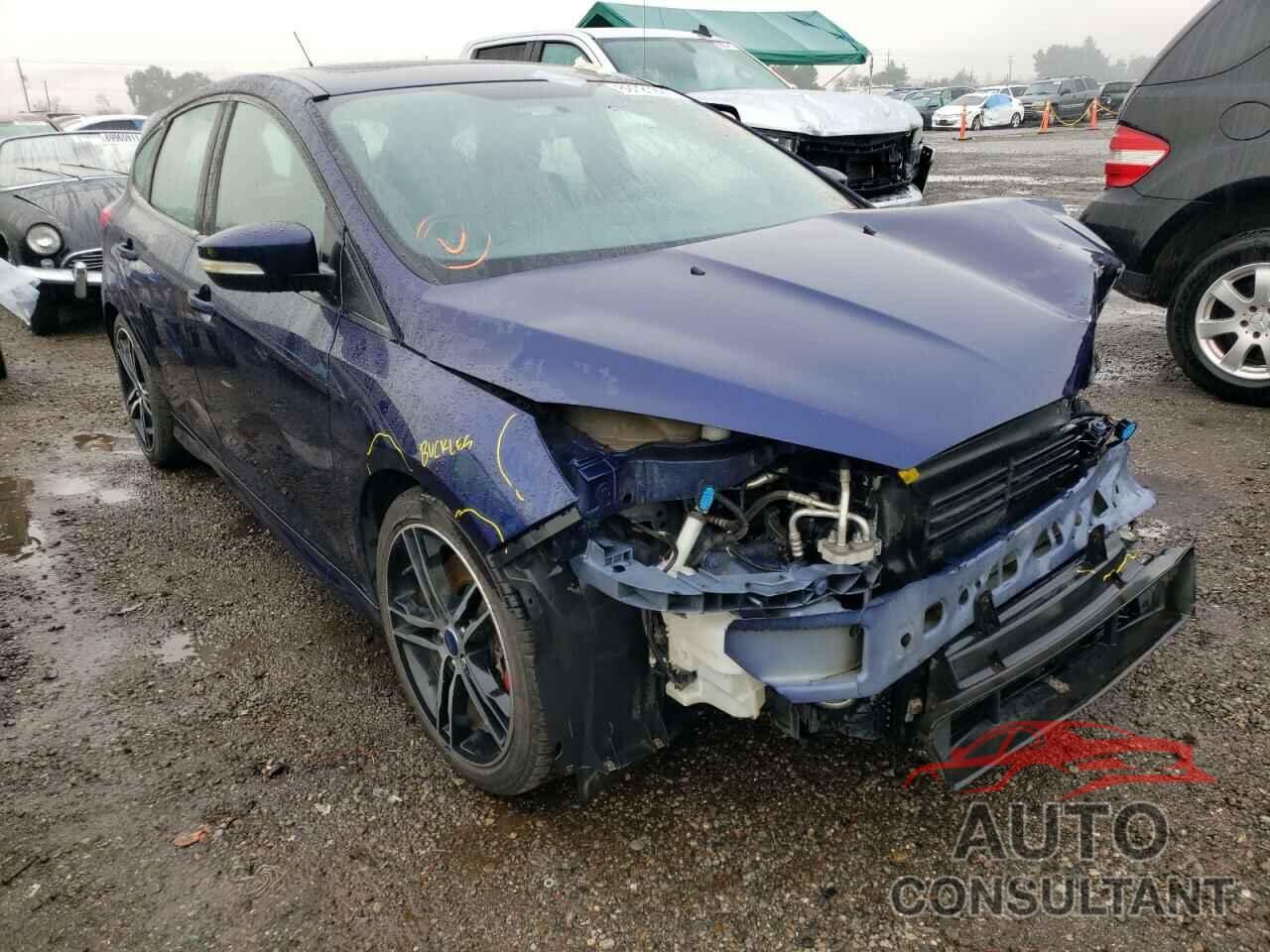 FORD FOCUS 2017 - 1FADP3L94HL304120