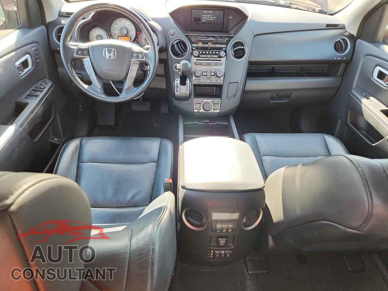 HONDA PILOT 2015 - 5FNYF4H95FB049958