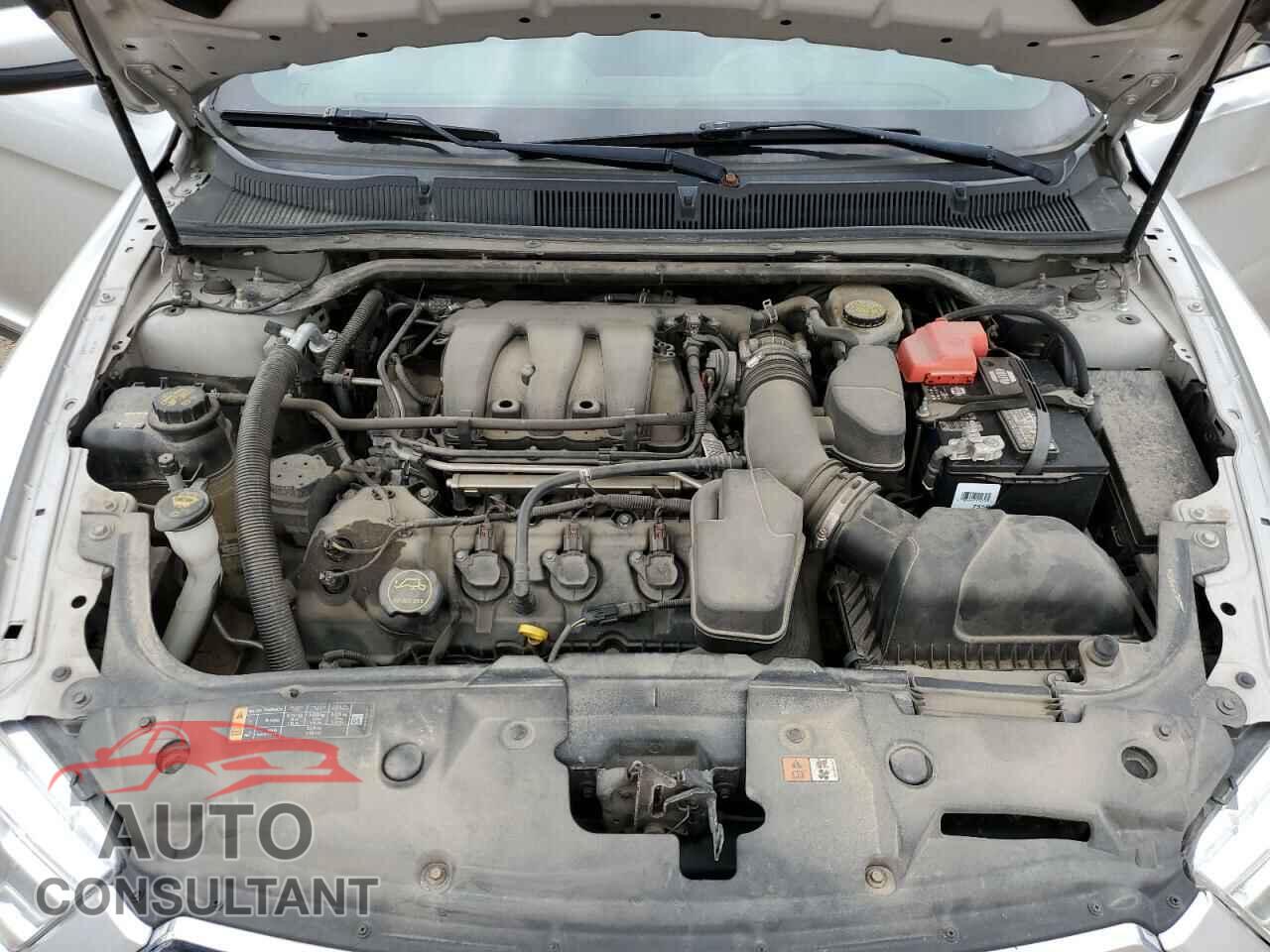 FORD TAURUS 2016 - 1FAHP2E80GG102141