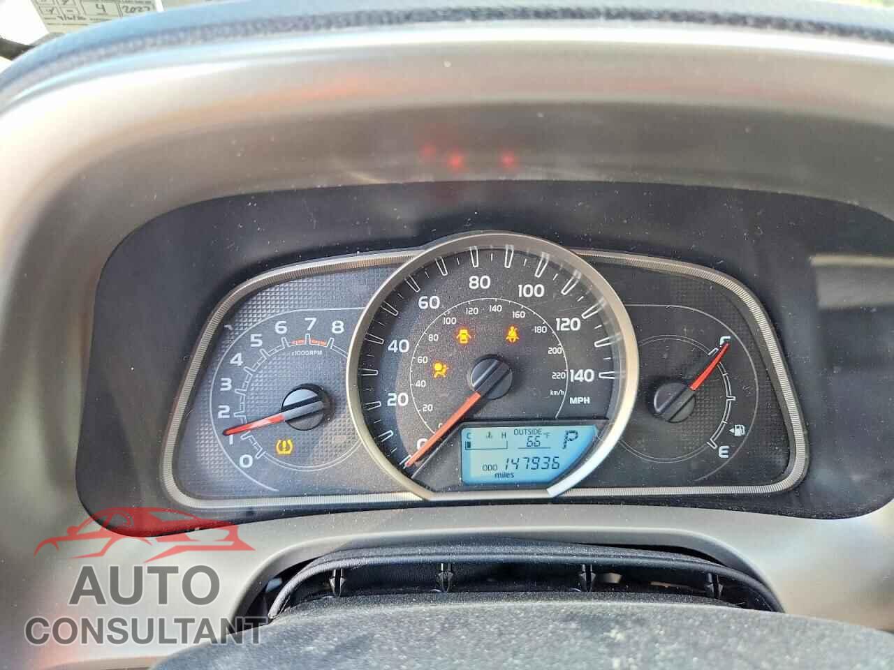 TOYOTA RAV4 2013 - JTMRFREV8DD027640